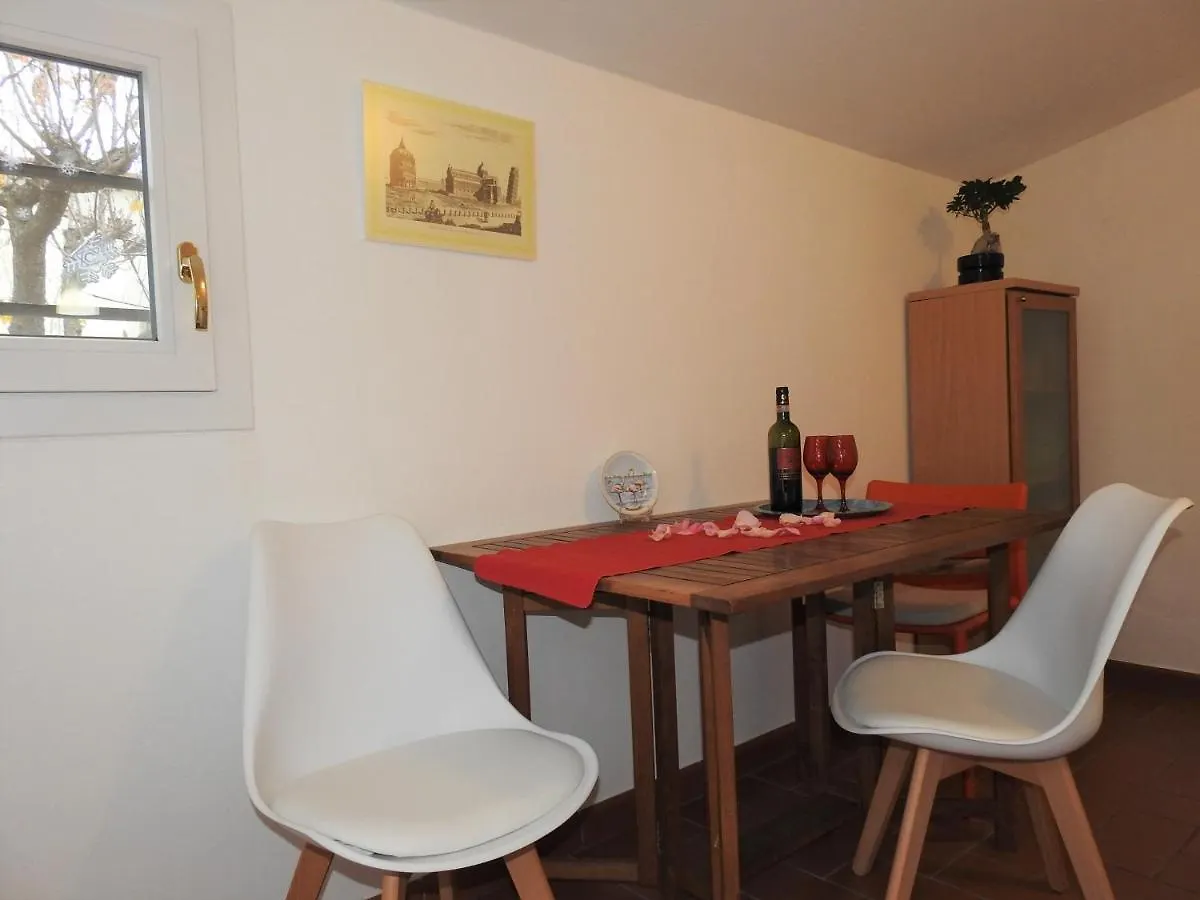 Geoglobe Chambre D'Hotes Guest House Pisa Italy